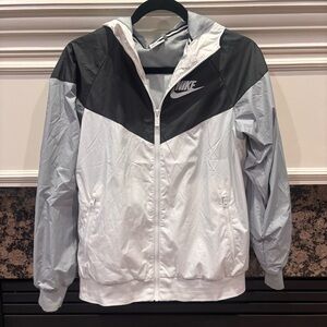 Boys Nike Windbreaker